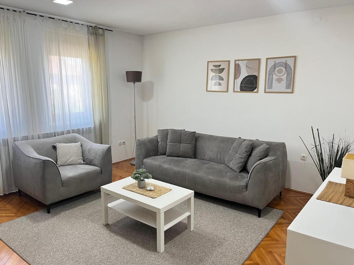 Apartman Mara Mala Subotica Eksteriør billede