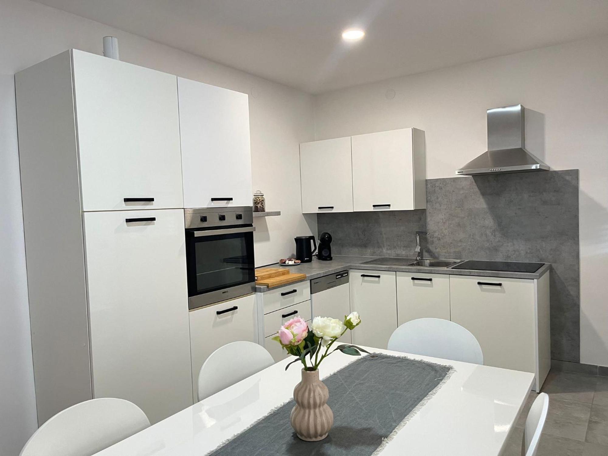 Apartman Mara Mala Subotica Eksteriør billede
